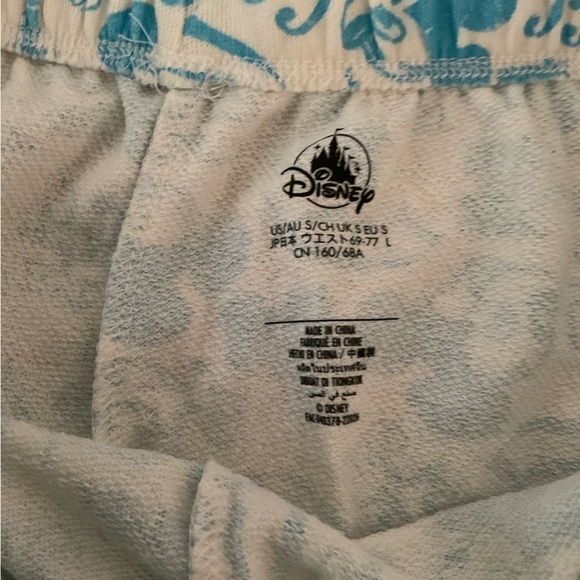 Disney Mickey Mouse Shorts - Picture 4 of 4